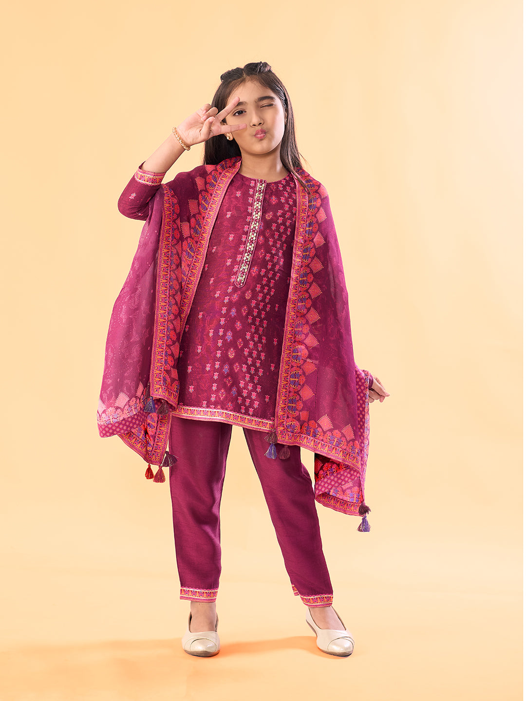 Gulgappa Kurta Set With Dupatta - Wine