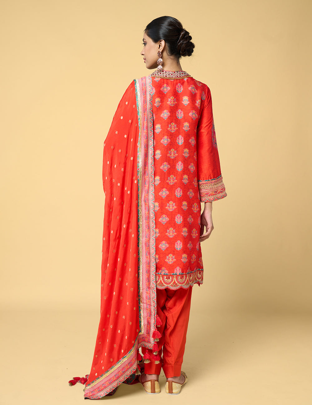 Tarini Kurta Set with Dupatta - Red
