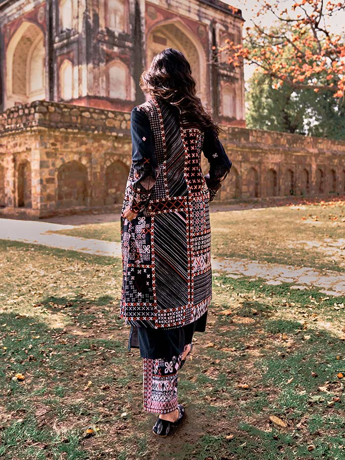 Thiya All-Day Jacket - Black