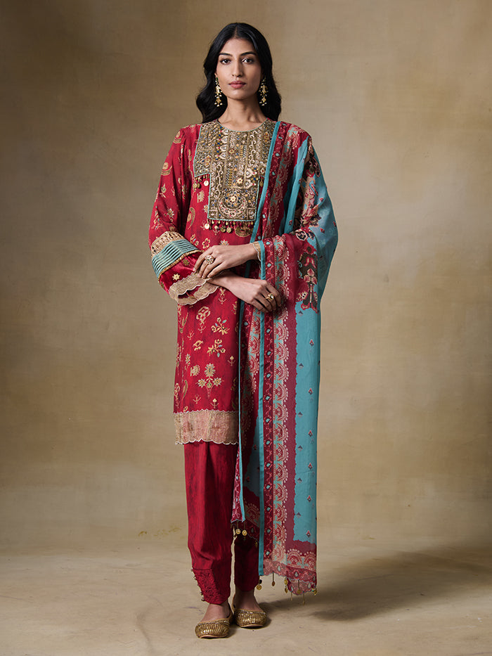 Jannat Kurta Set with Dupatta Maroon