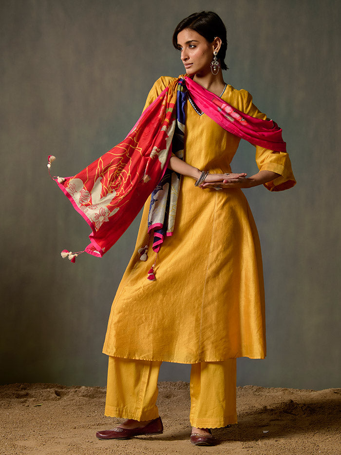 Buy Vibha Yellow Kurta | Shop Saundh Rozana