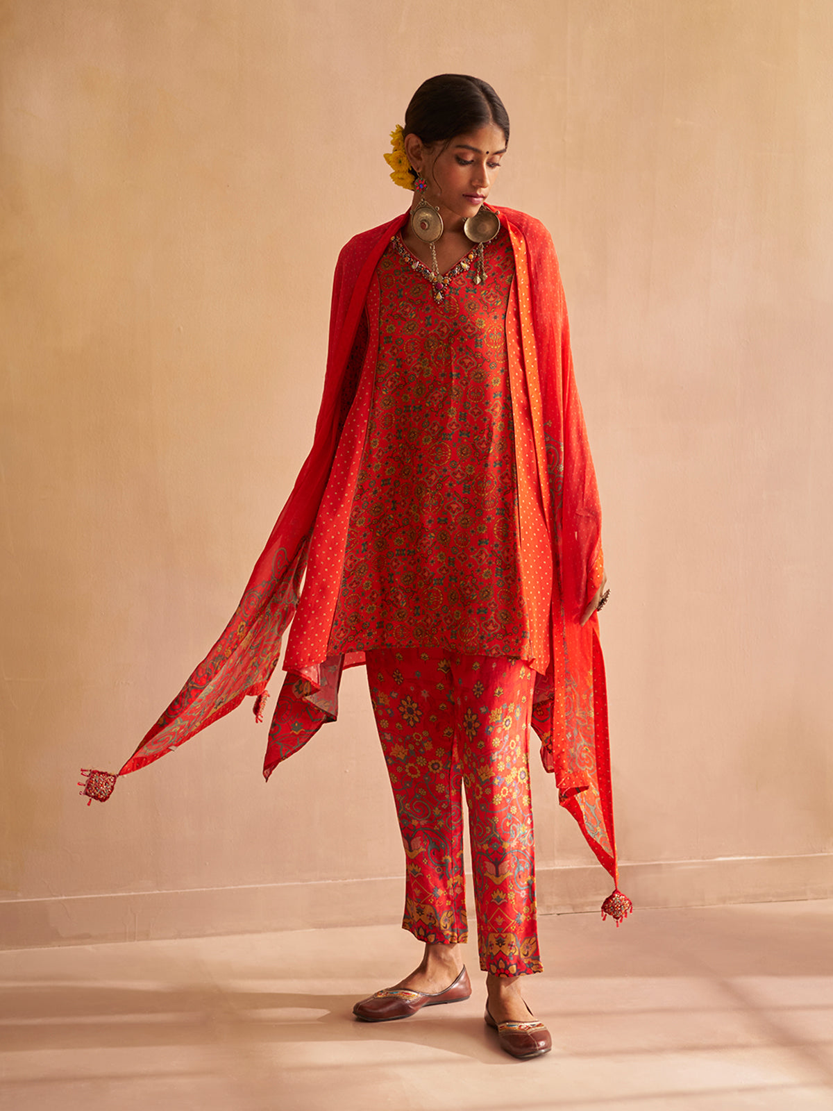 Nadiya Kurta Set with Dupatta-Red