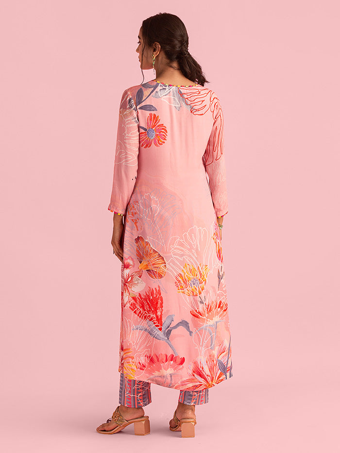 Floral Fantasy Pink Natural Crepe Printed Kurta Set