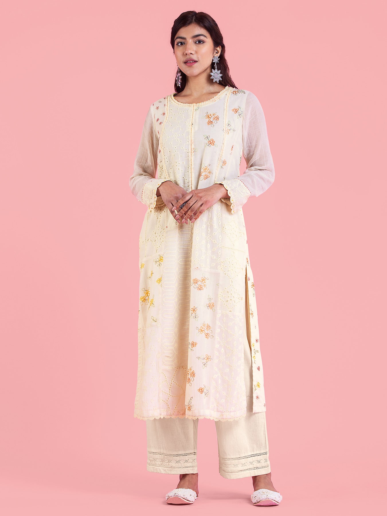 Frozen Off-White Straight Kurta Set