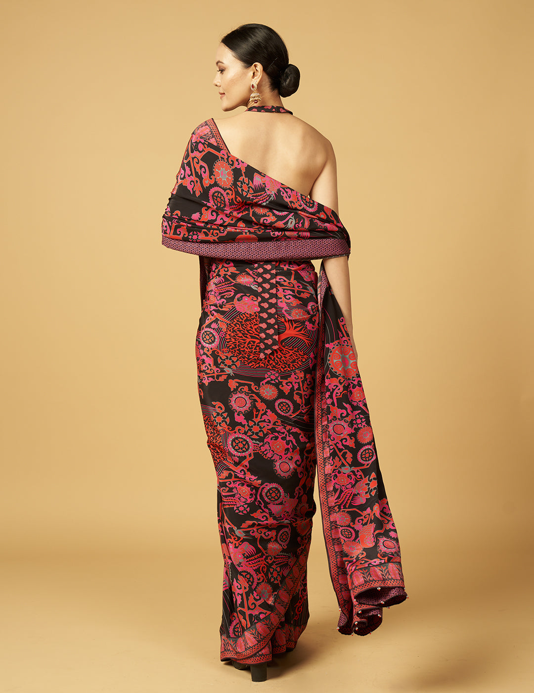 Baiga Kapaat Saree - Black