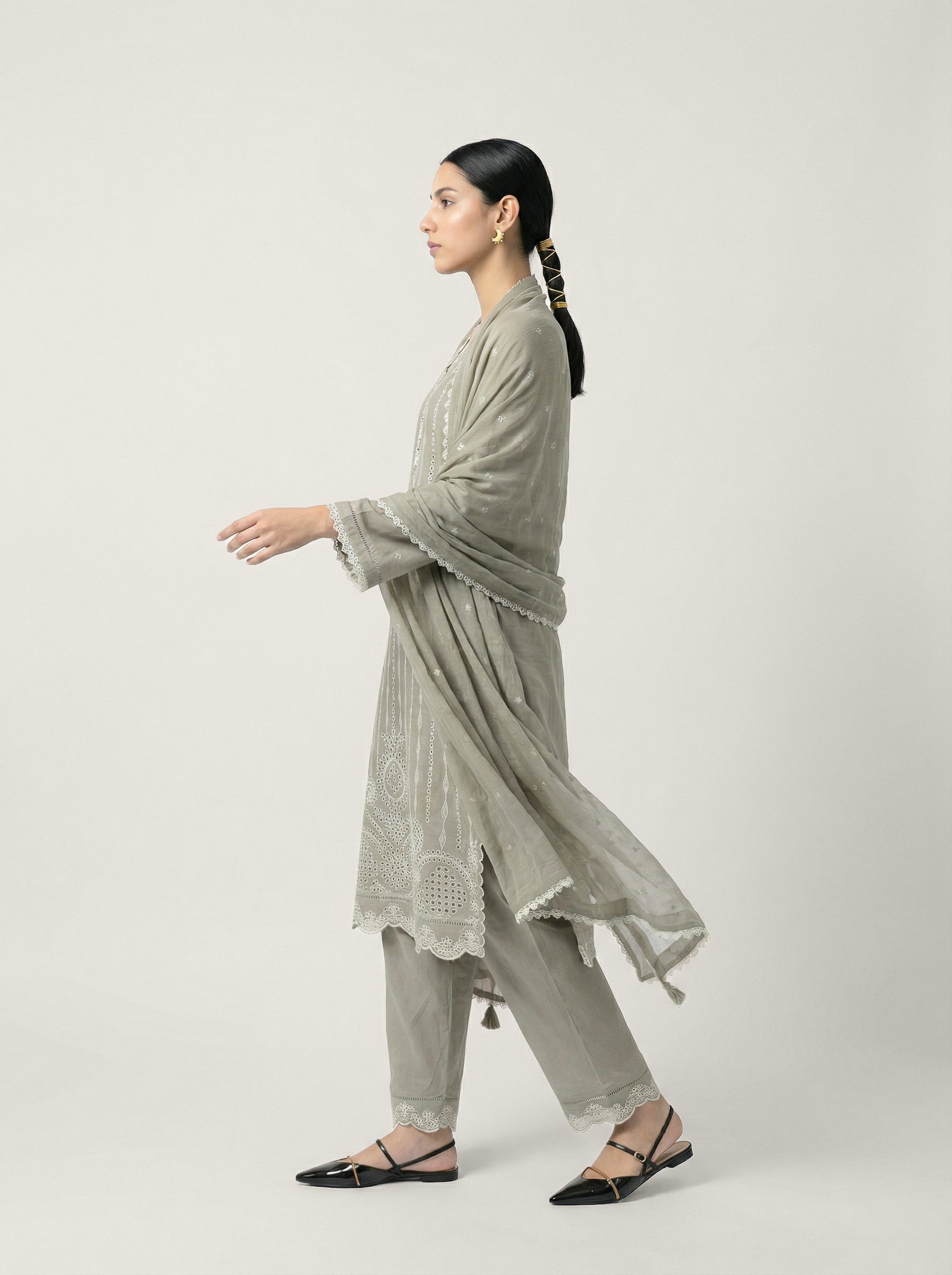 Nairiti Kurta Set - Grey