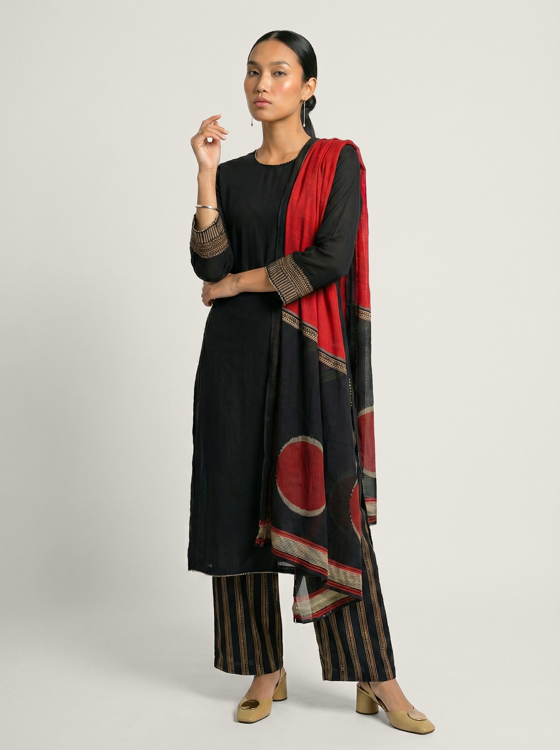 Boardroom Kurta Set - Black