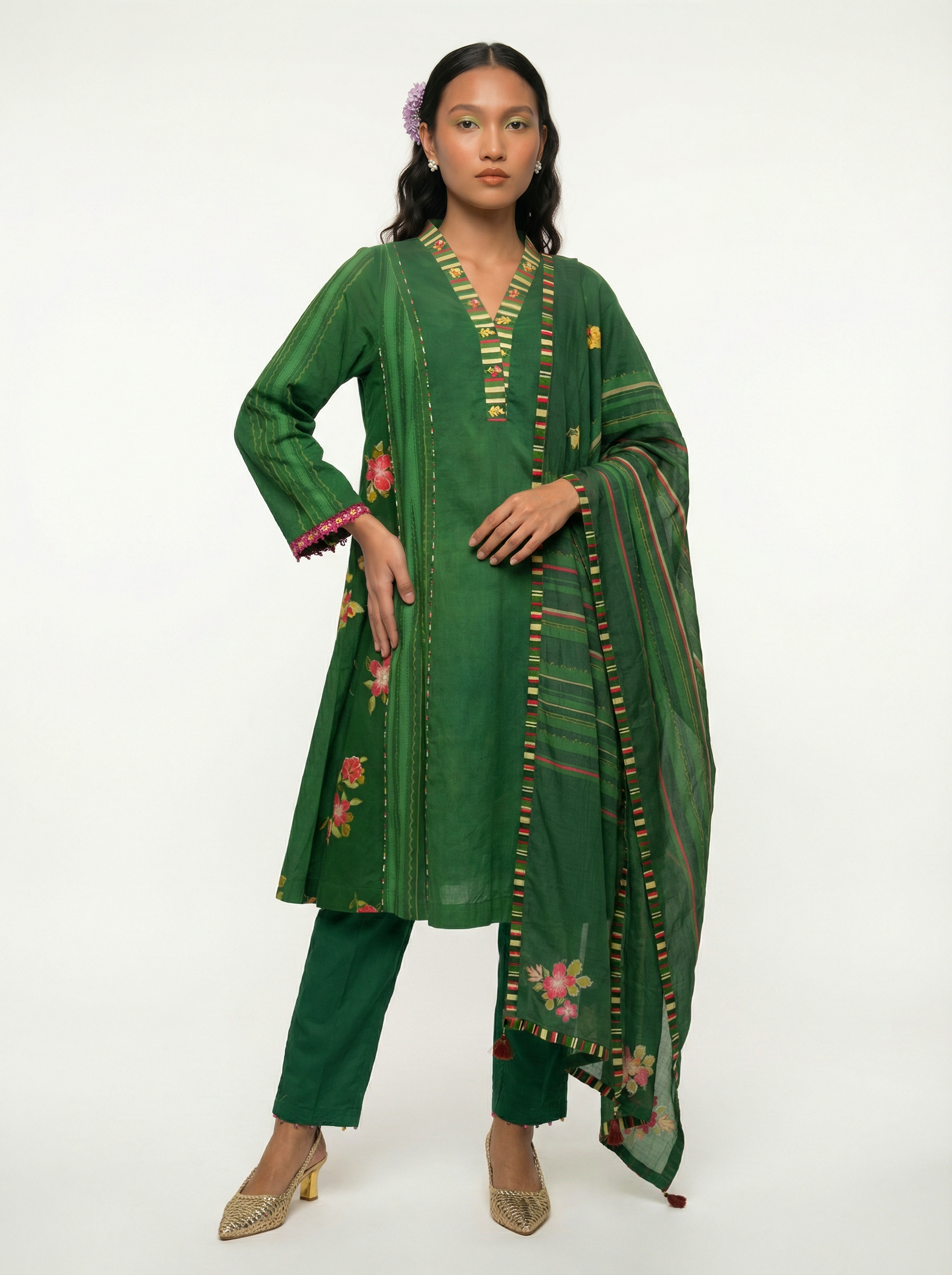Mizaaj kurta set- Green