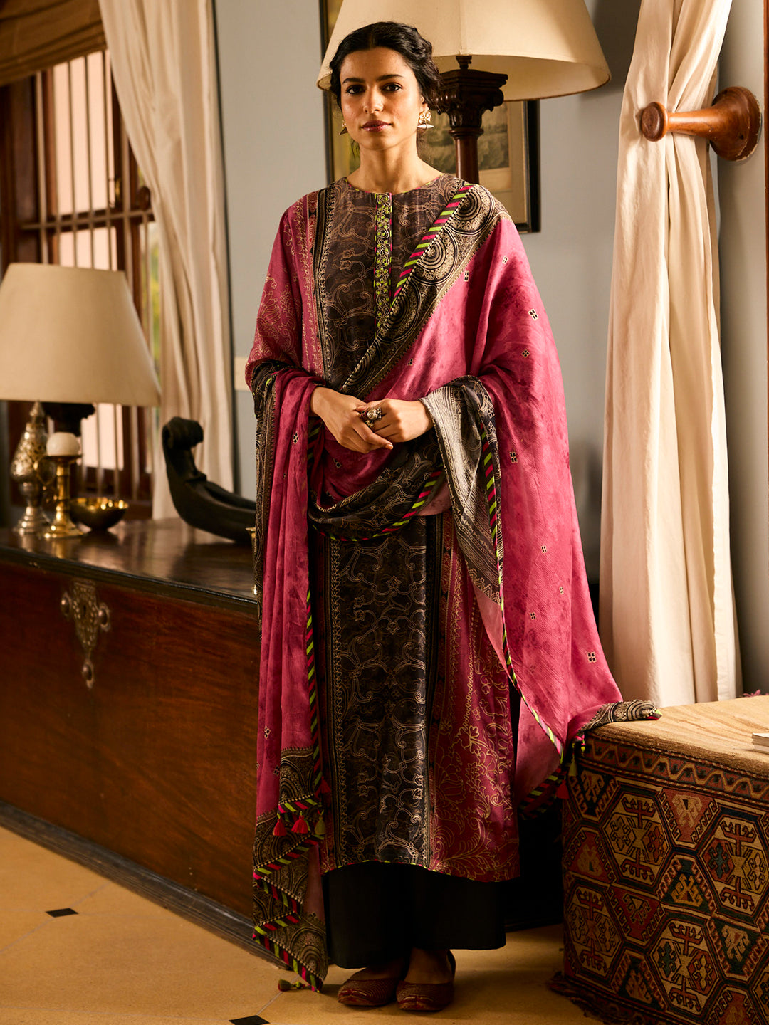 Jugnu Kurta Set with Dupatta-Pink