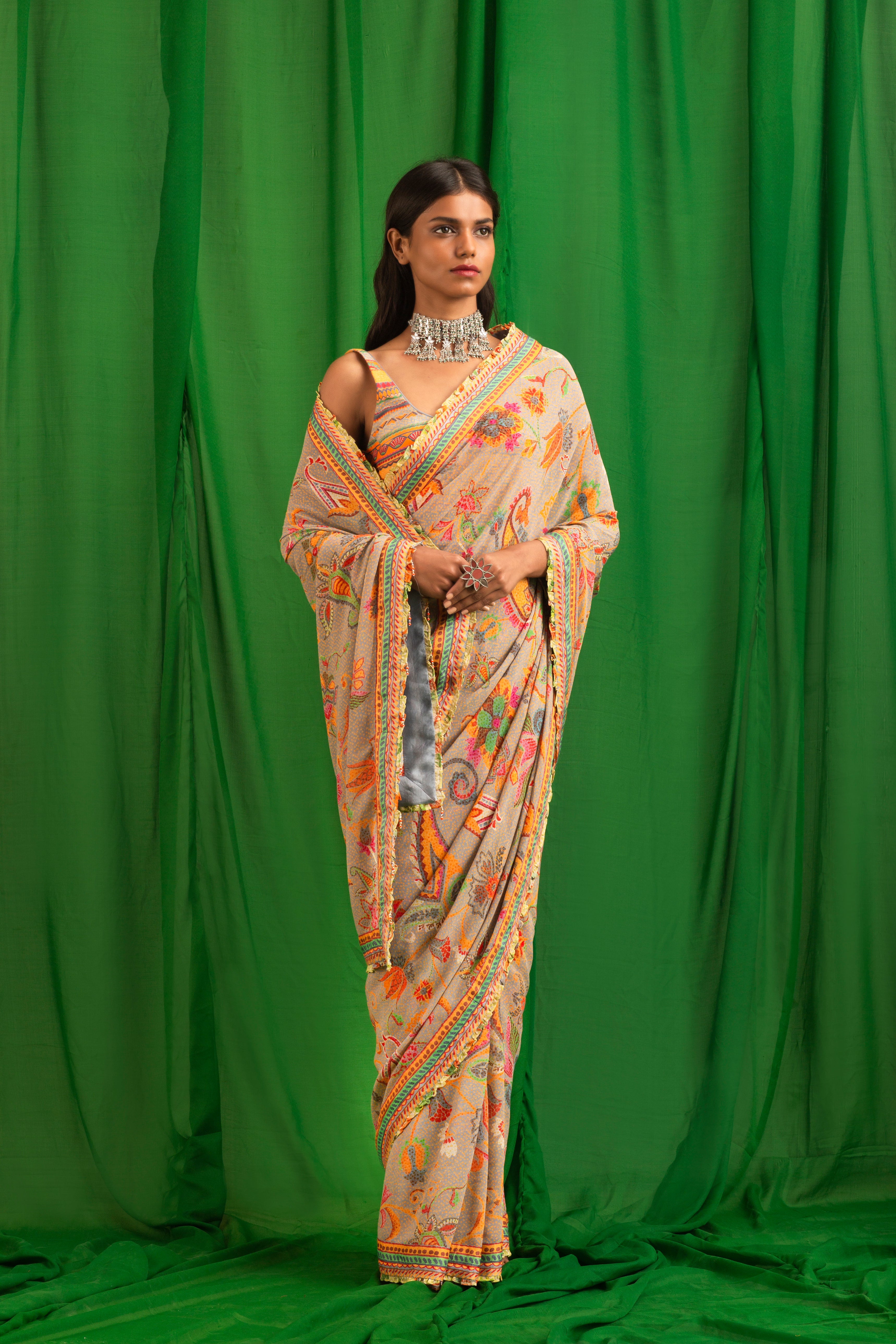 Kairi Dove Grey Paisley print Saree