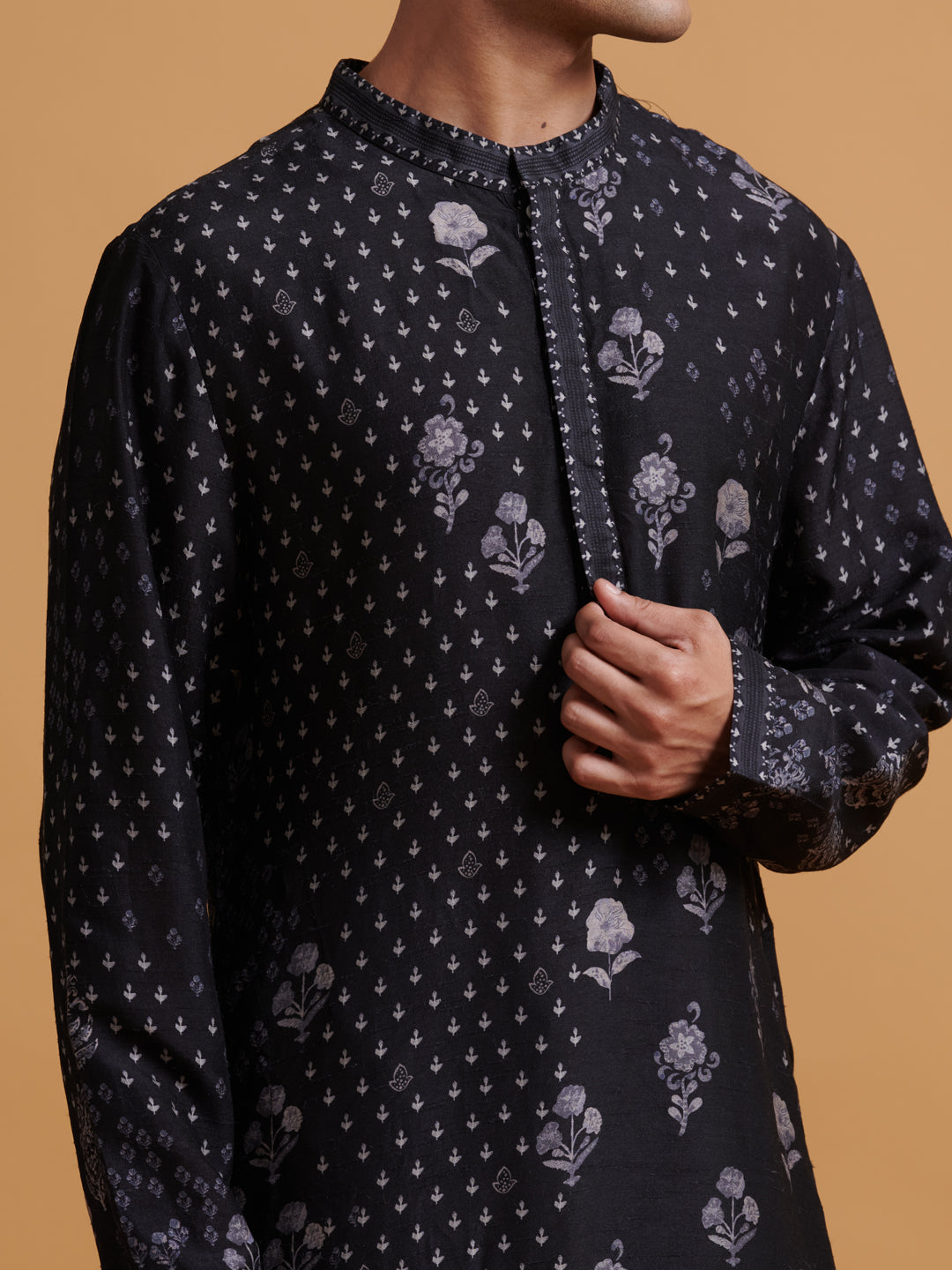 Pravaah Kurta - Black