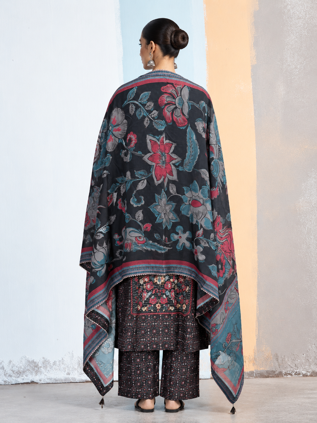 Tavish Kalamkari-inspired Kurta Set-Black