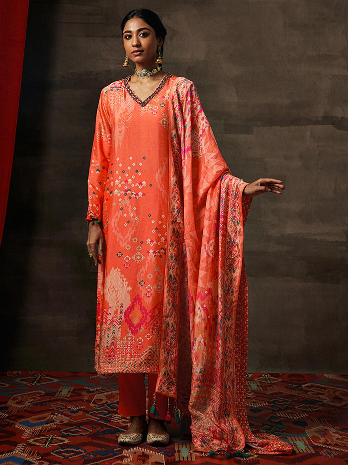 Apricot Printed Kurta Set | Shop Saundh