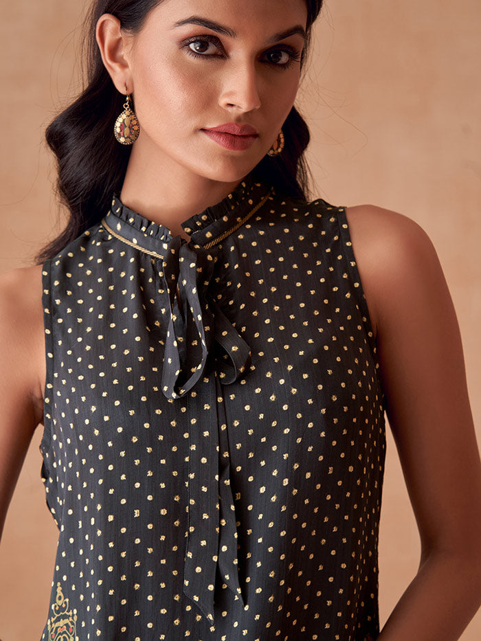 Black tie-up top | Shop Saundh