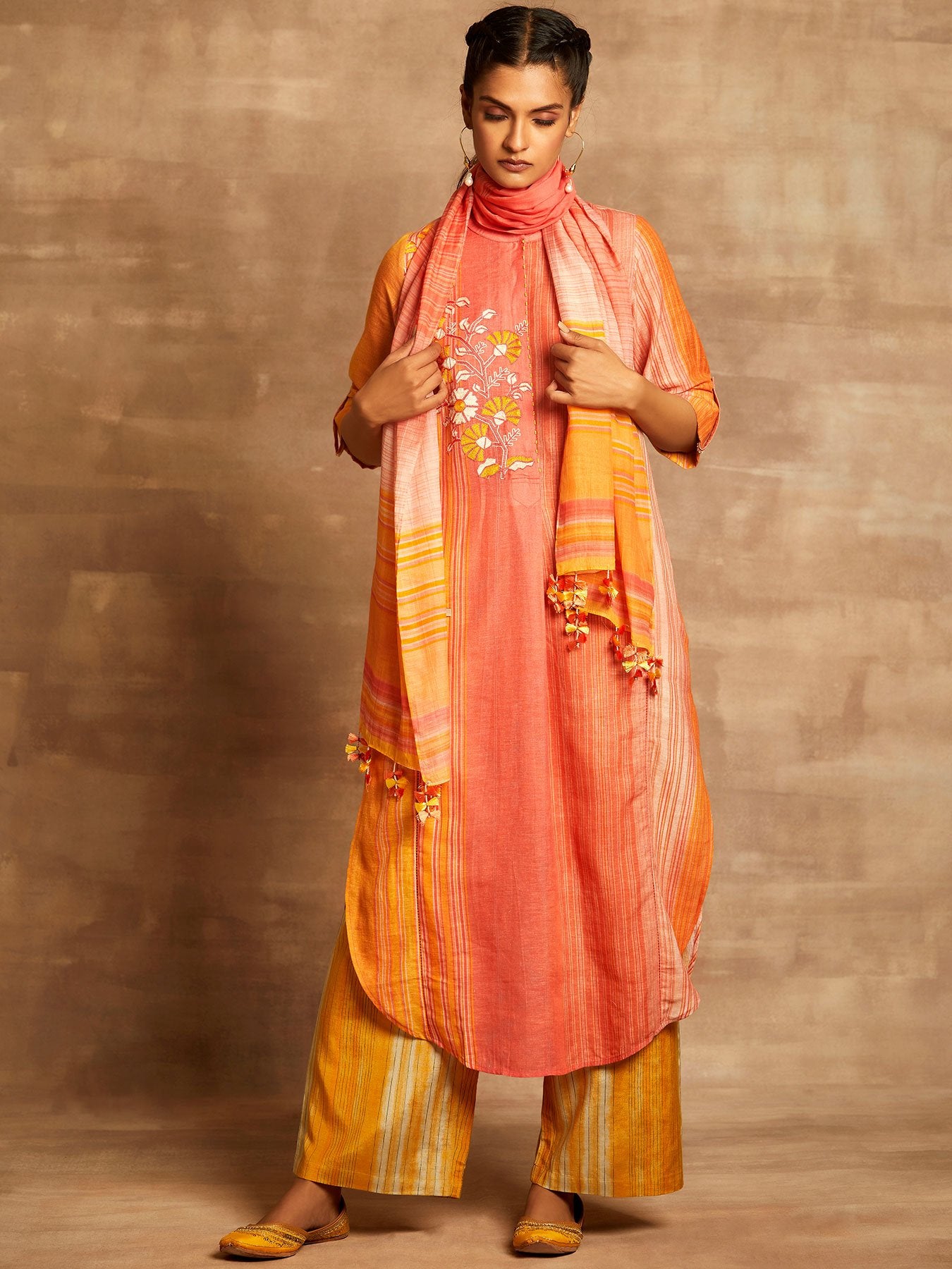Dhaari Print Straight Kurta Set Extra Small