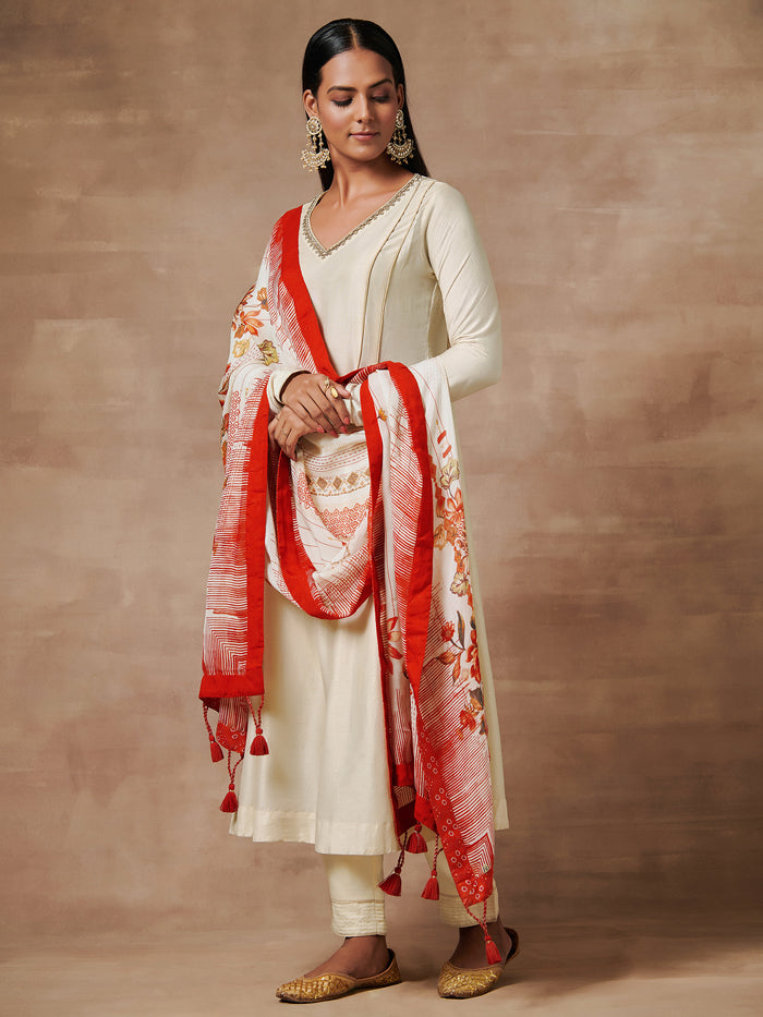Off-White Kurta Set with Dupatta | Shop Saundh