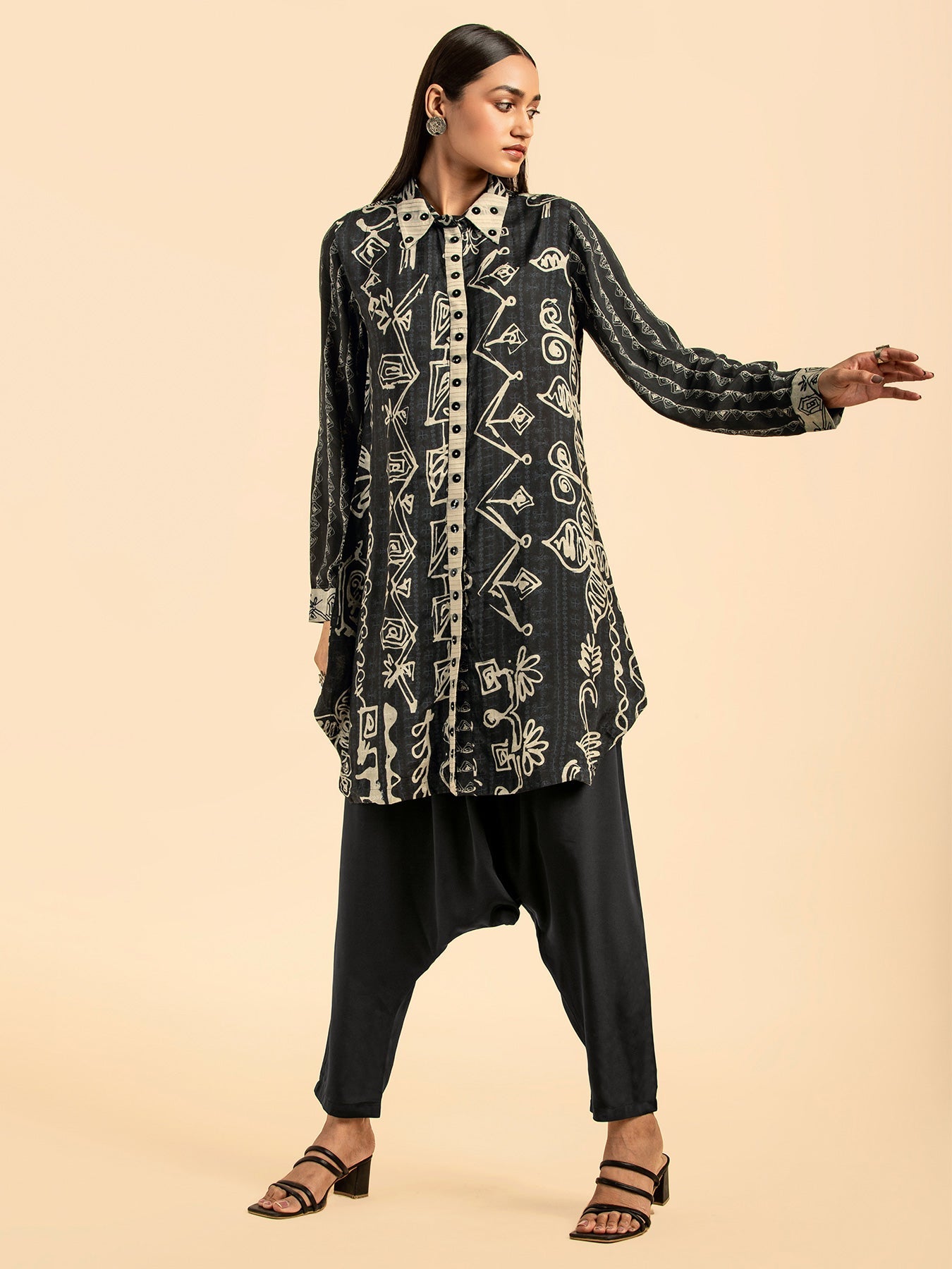 Aipan Black Long Shirt | Shop Saundh