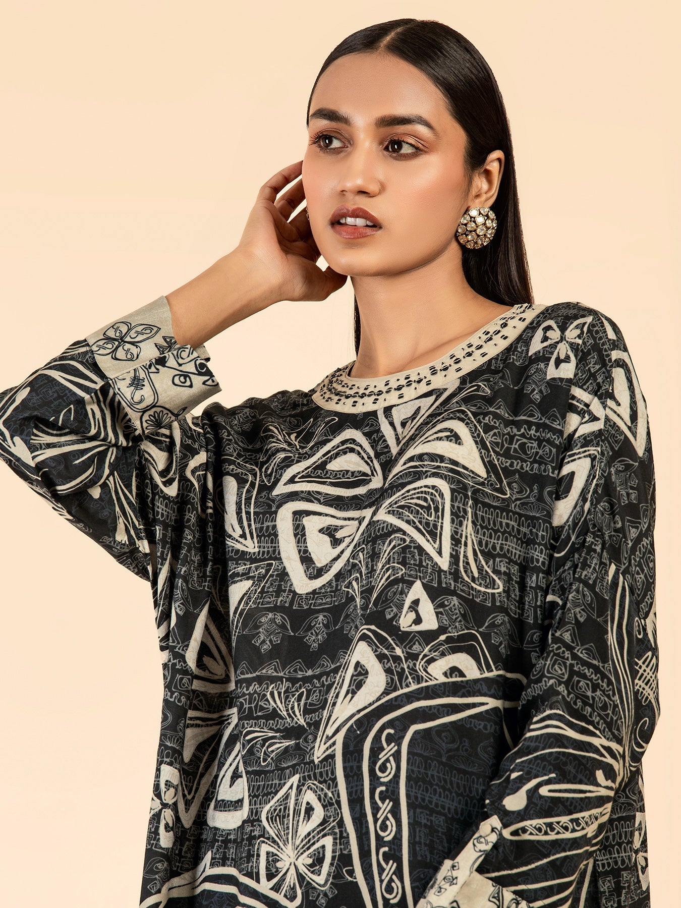 Aipan Black Co-Ord Set| Shop Saundh