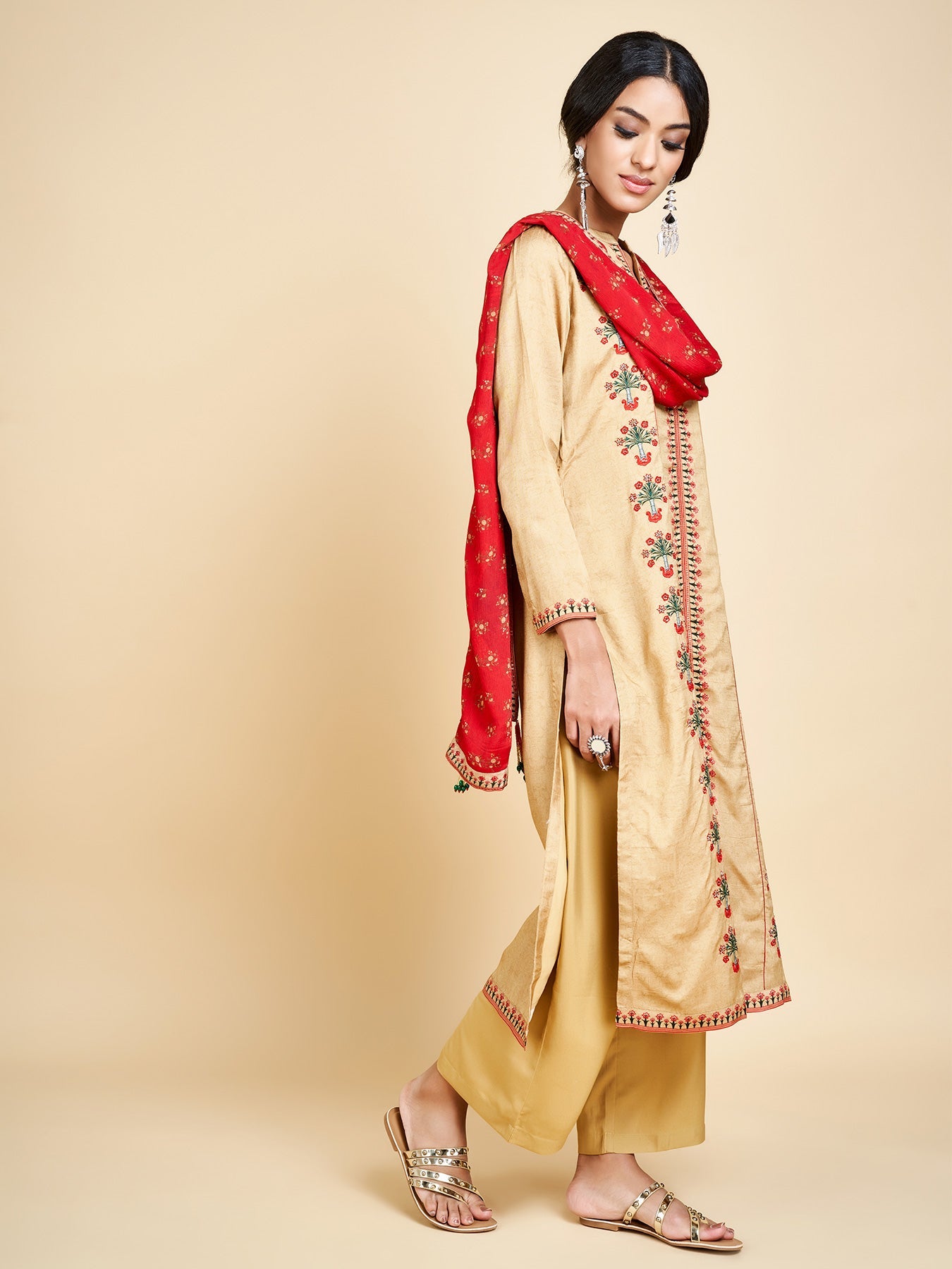 Nishadbagh Beige front slit kurta set