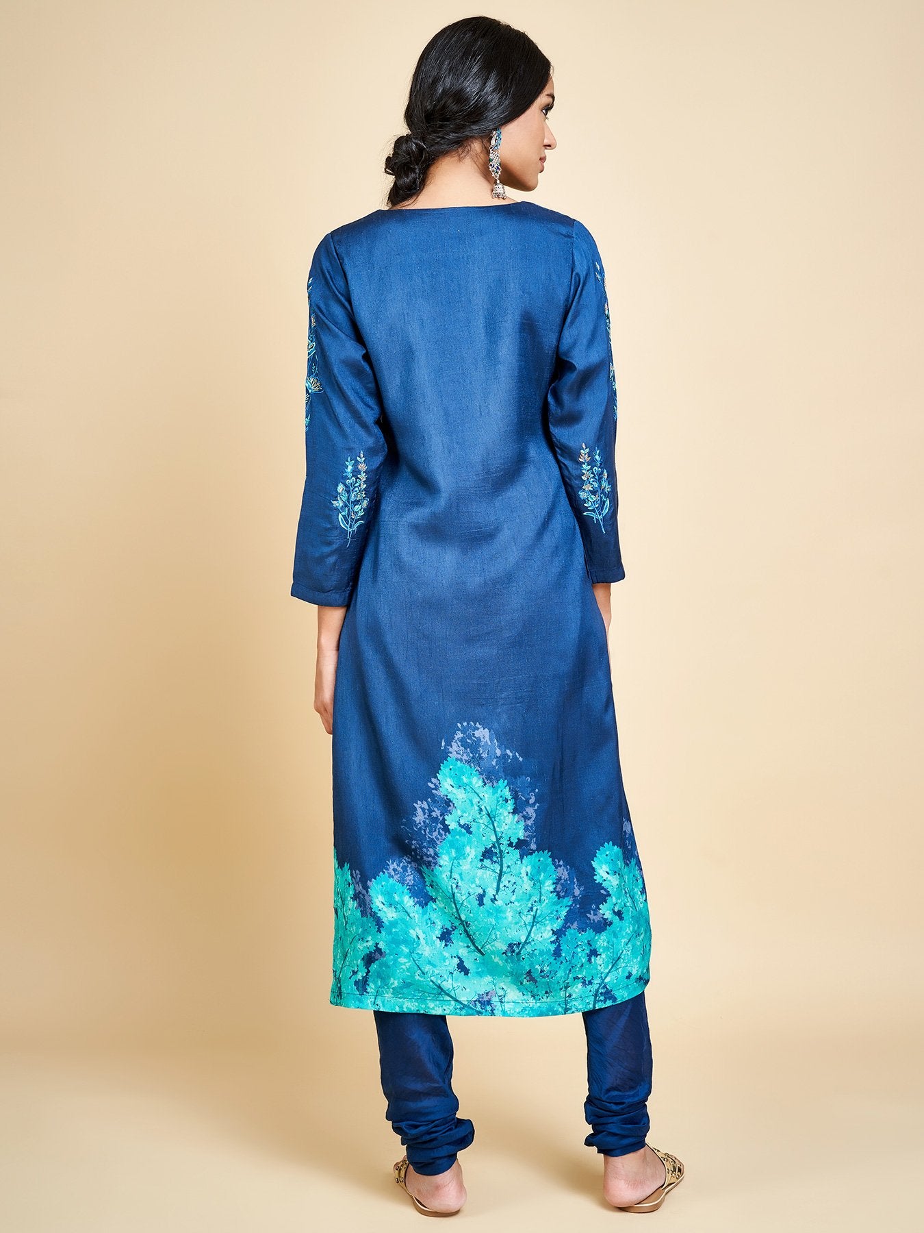 Nishadbagh Kurta Set Extra large