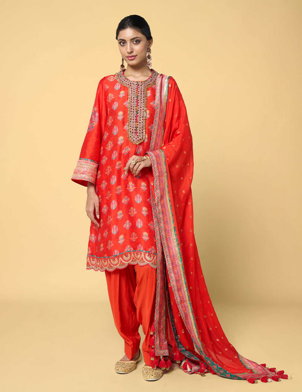 Tarini Kurta Set with Dupatta - Red