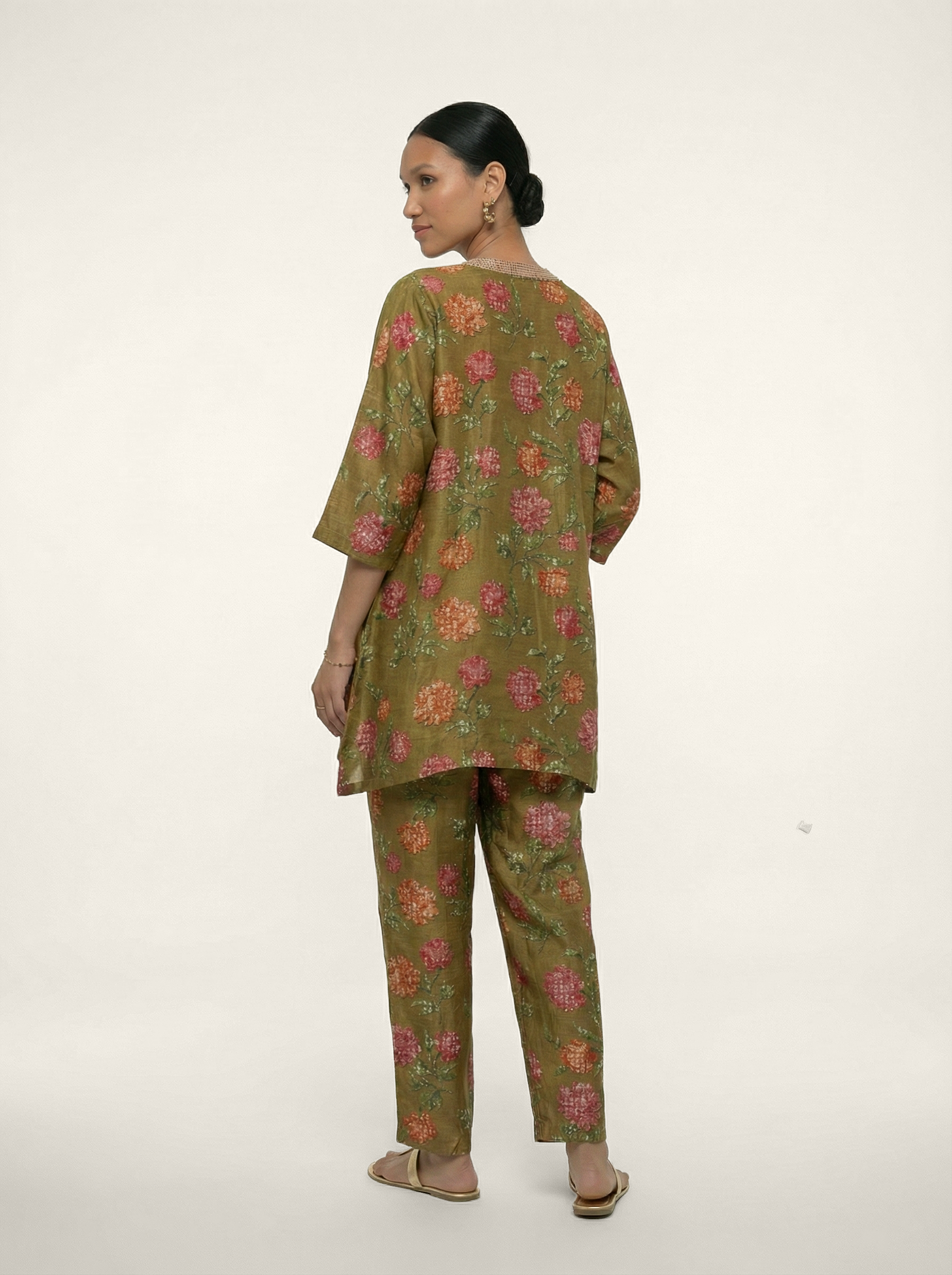 Zareen Kurta Set - Olive