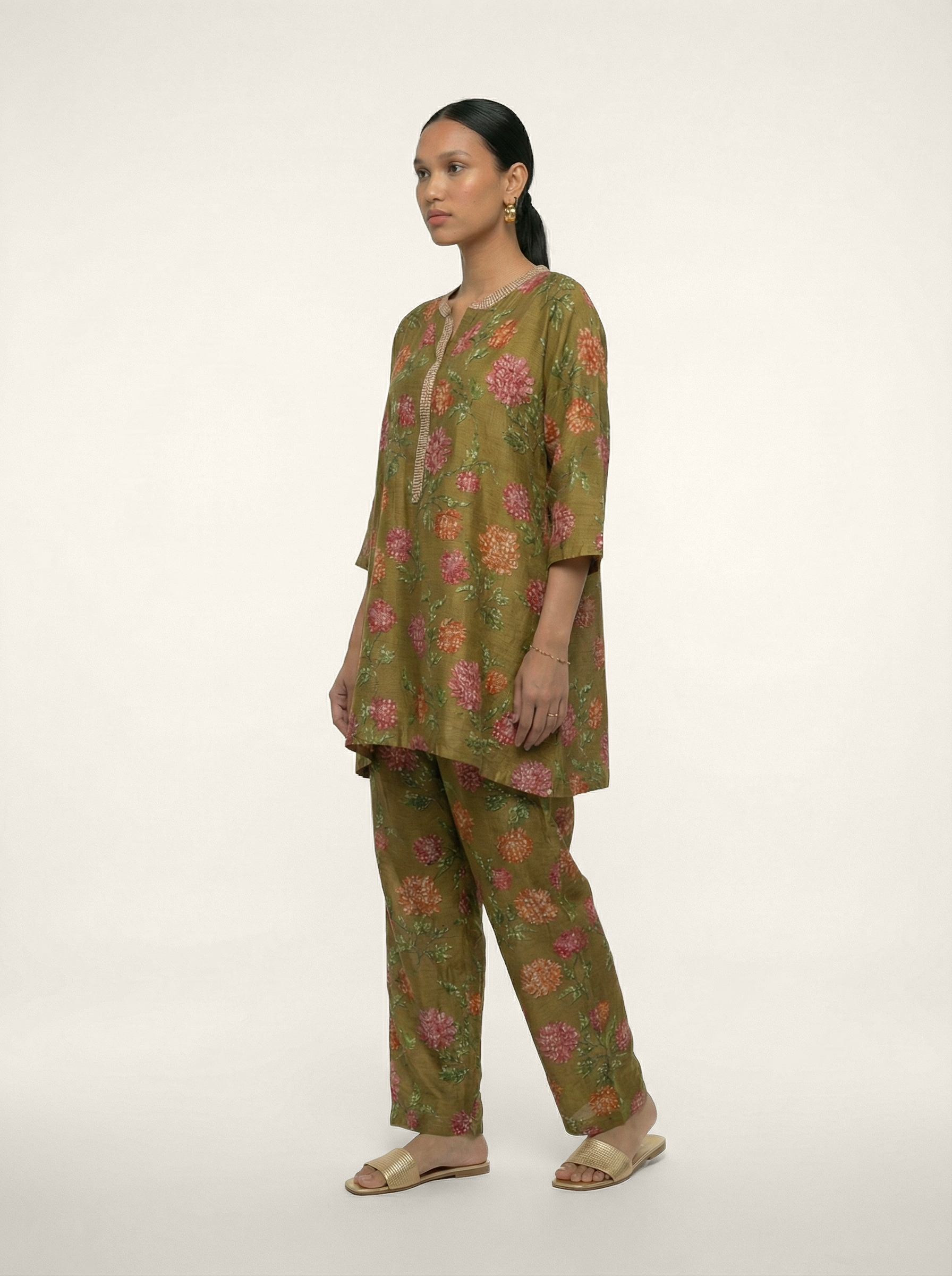 Zareen Kurta Set - Olive