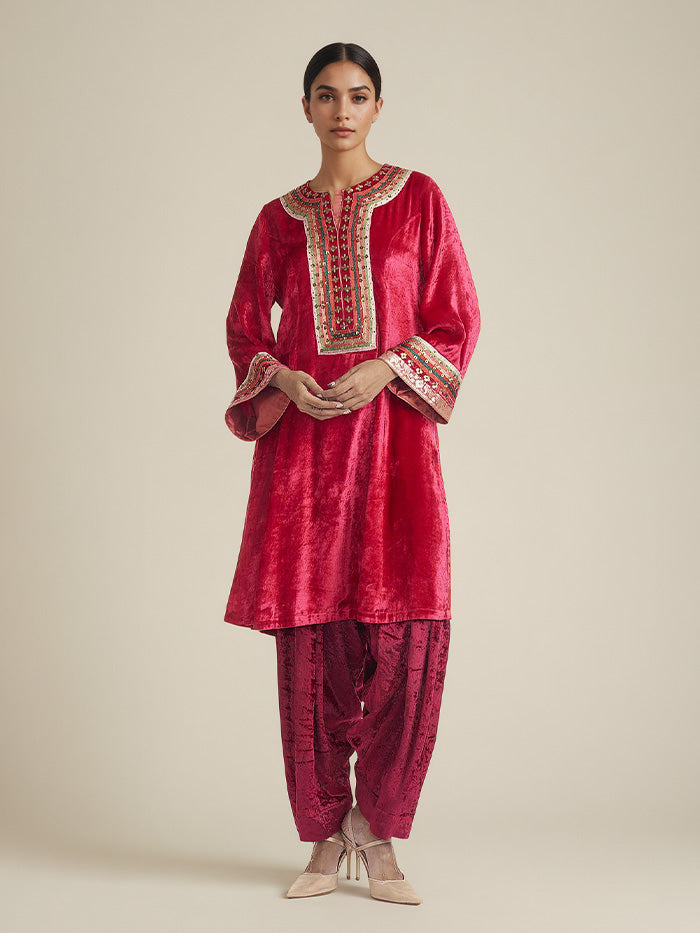 Kesha Kurta Set - Maroon