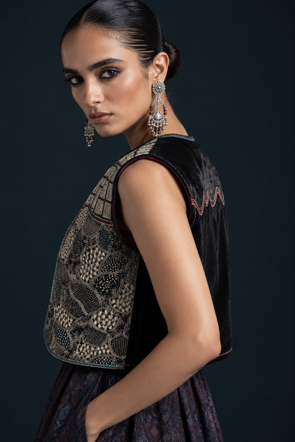 Akhar Ajrakh-Inspired Embroidered Velvet Jacket – Black