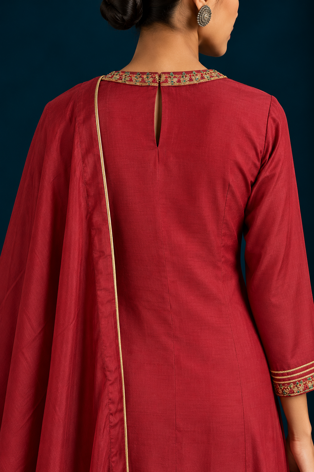 Safa Embroidered Kurta set - Maroon