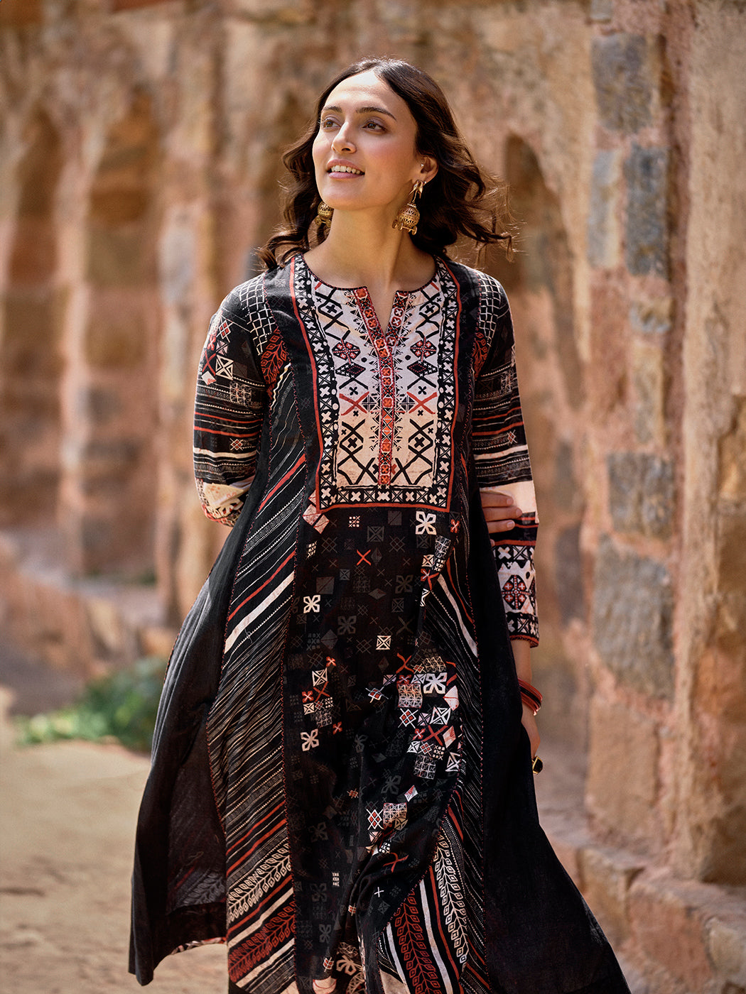 Jeel Kurta Set with Dupatta - Black