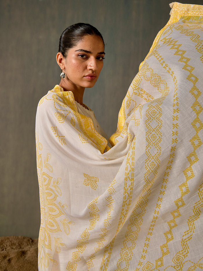 Yellow Printed Dupatta | Shop Saundh Rozana