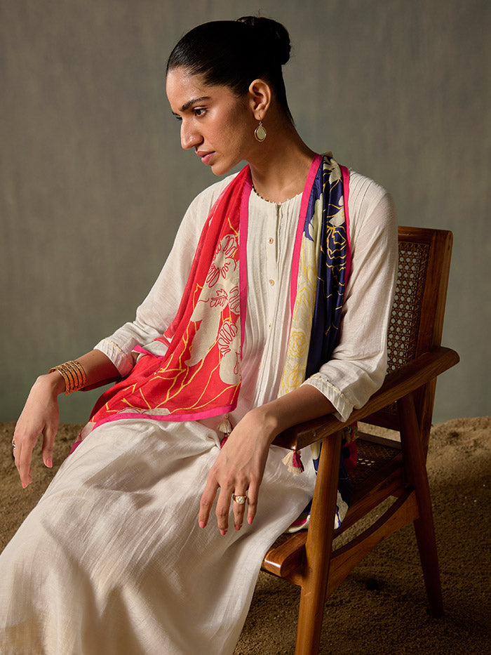 Reina Kurta - White