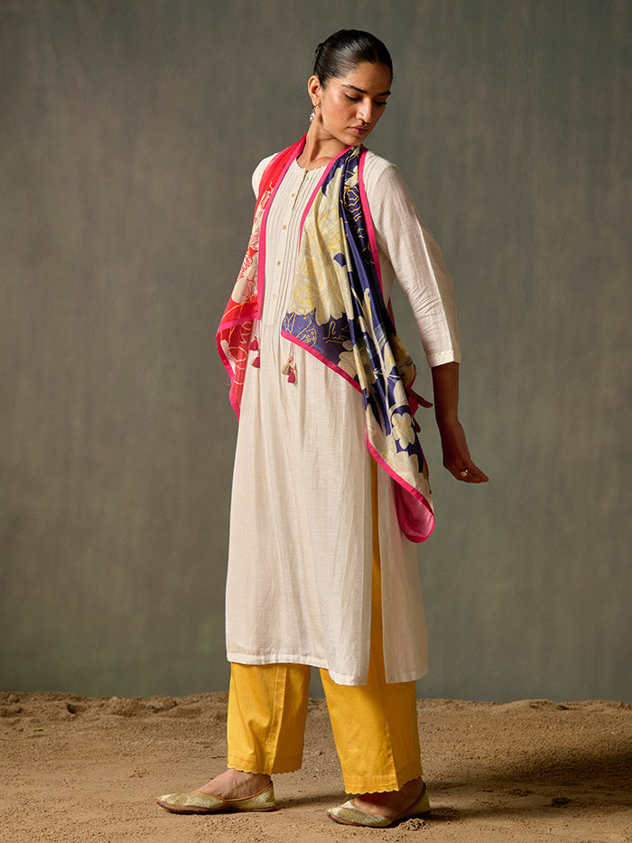 Reina Kurta - White