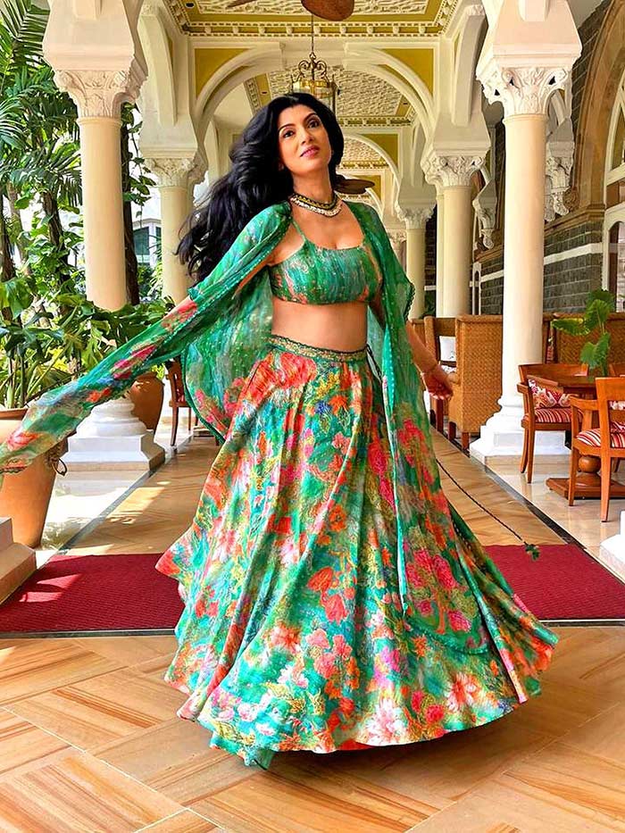 Nilofer Lehenga and Cape Set - Green