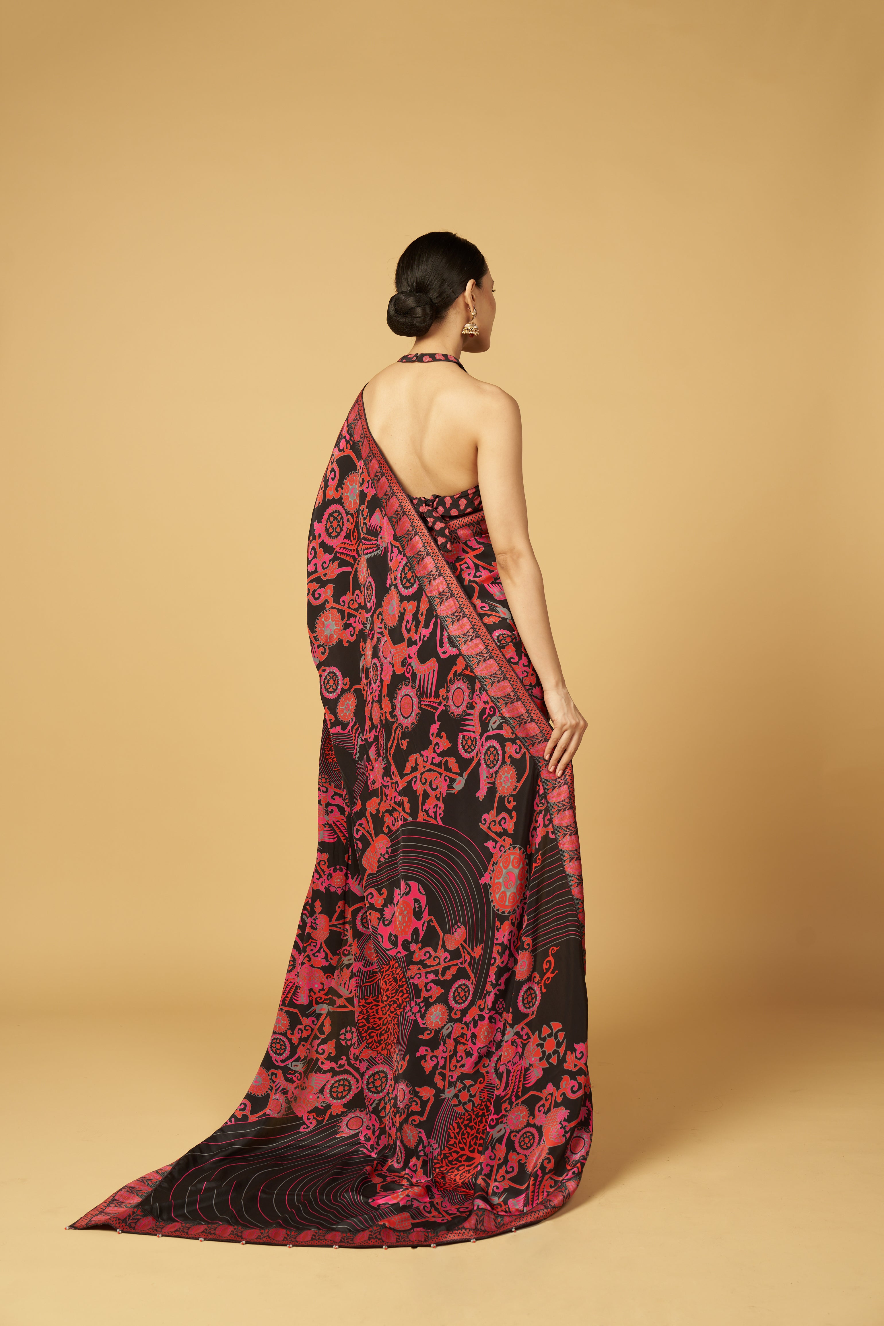 Baiga Kapaat Saree - Black