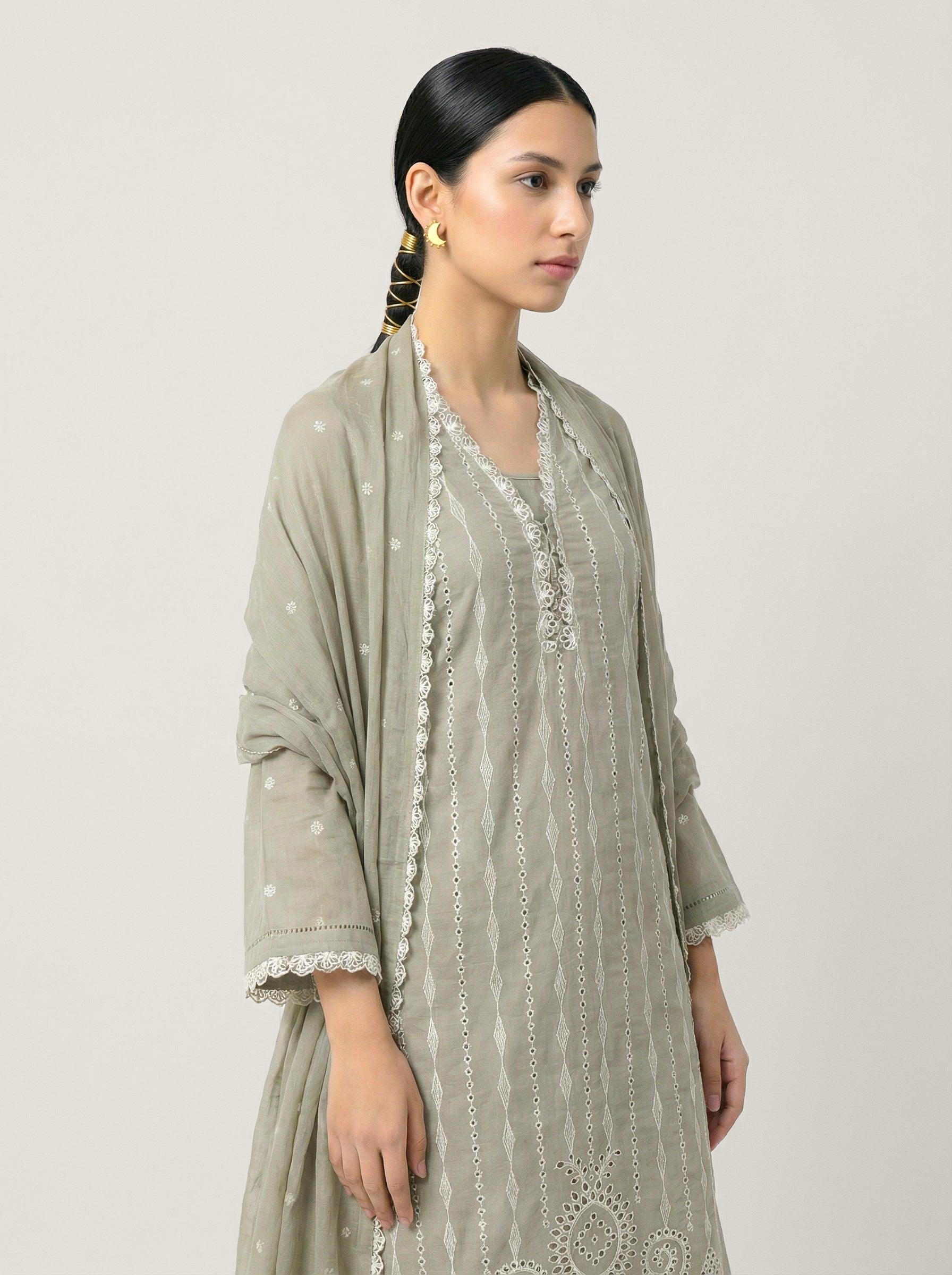 Nairiti Kurta Set - Grey