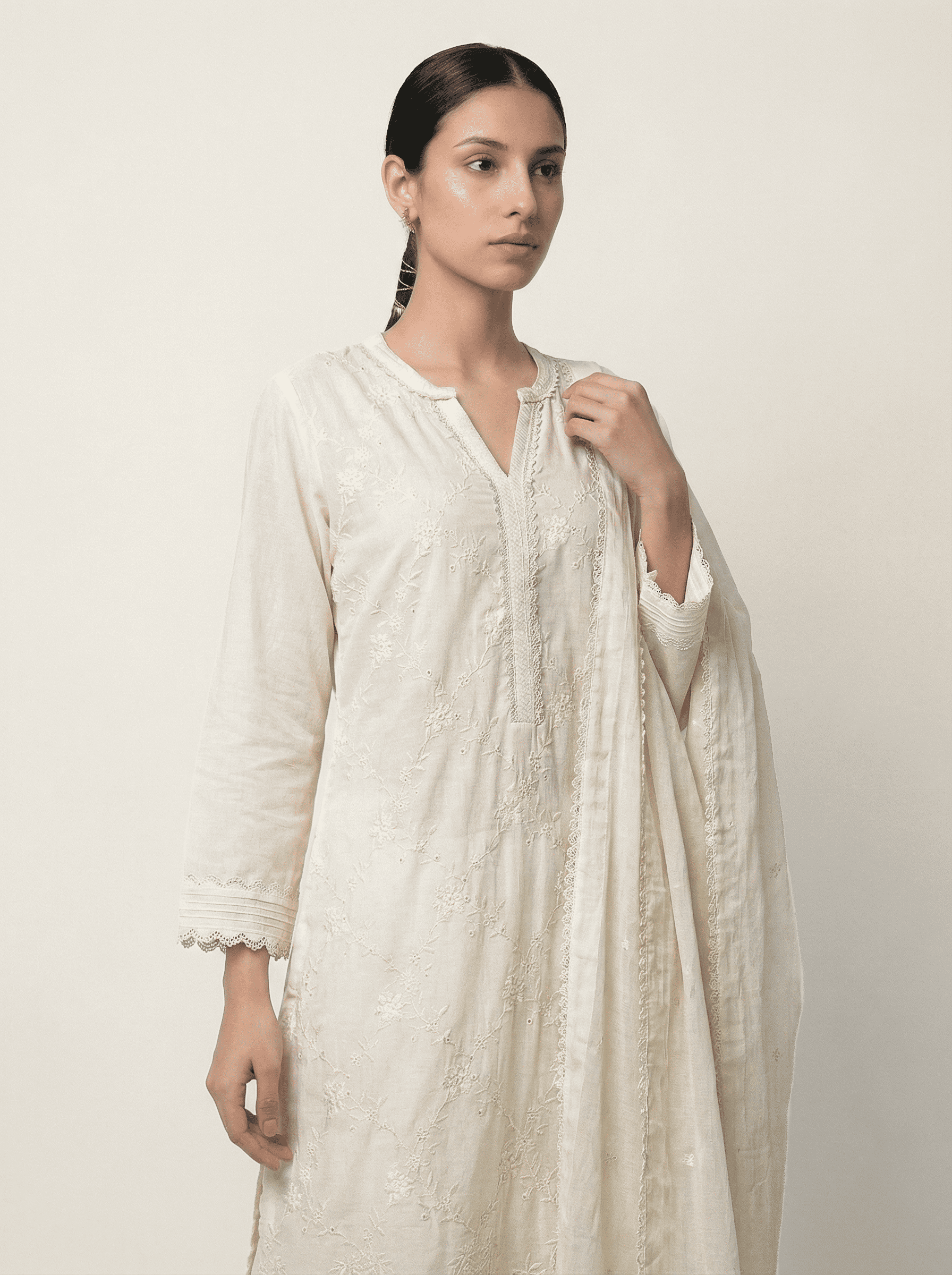 Saumyaa Kurta Set - White