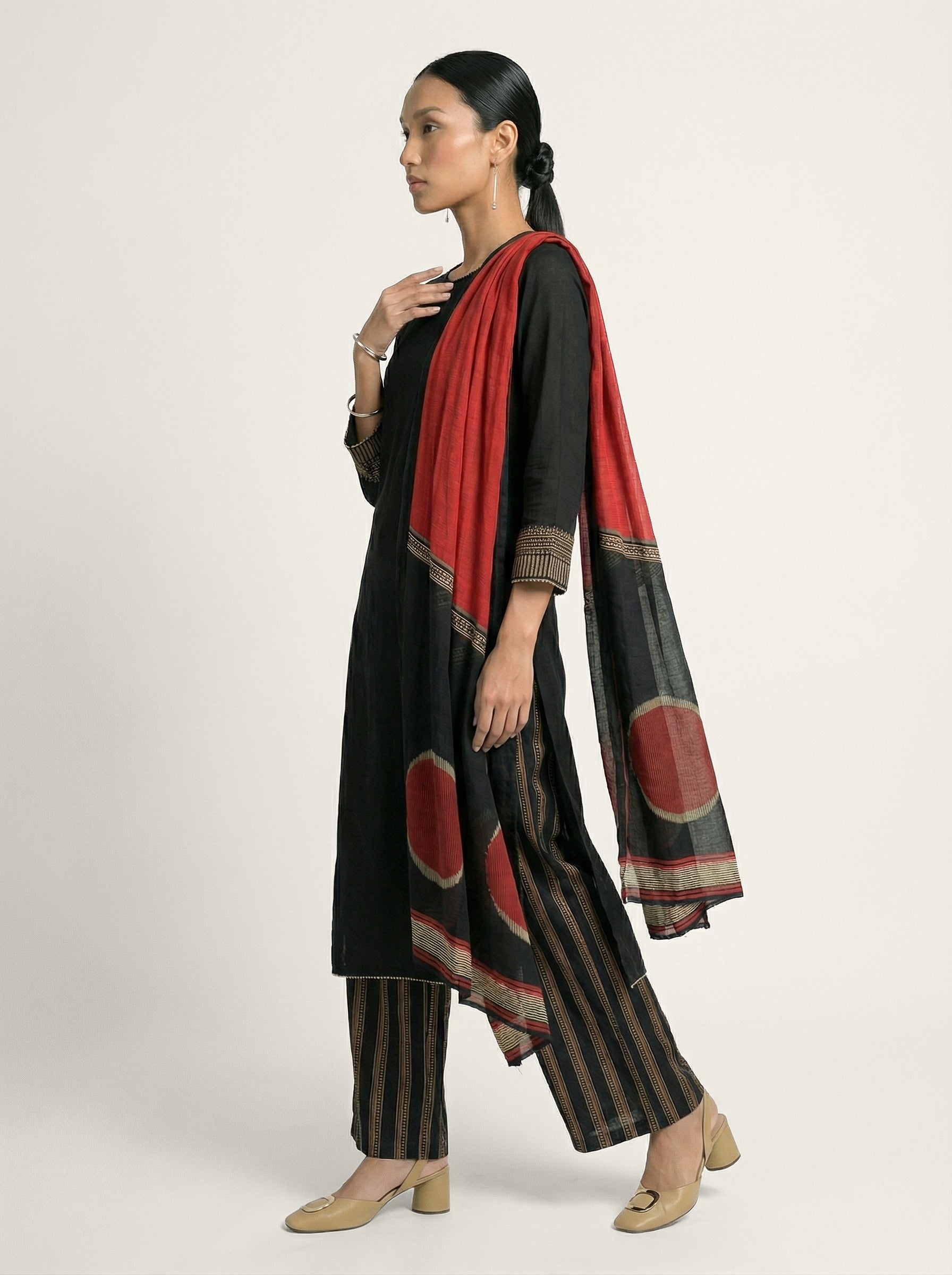 Boardroom Kurta Set - Black