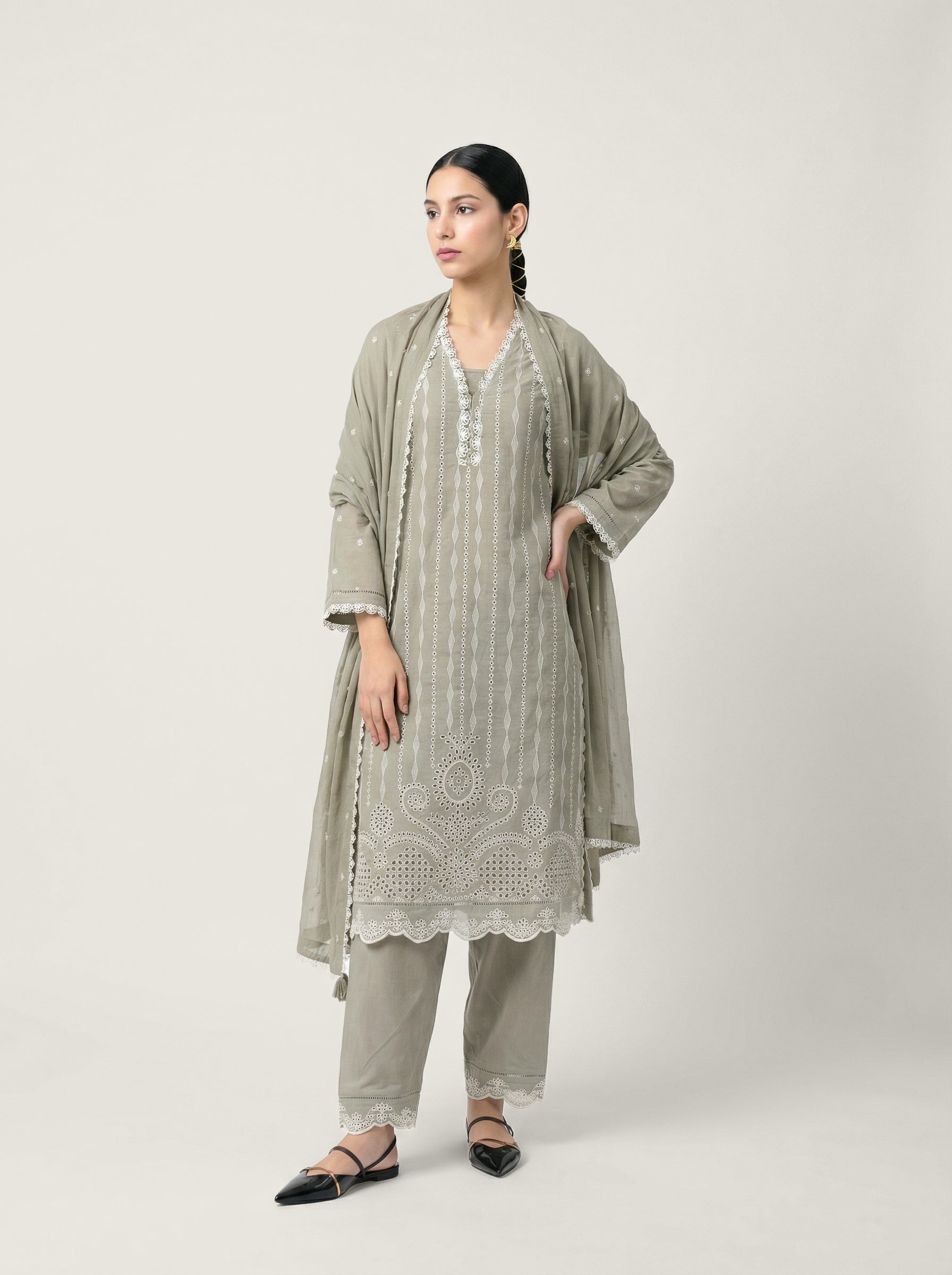 Nairiti Kurta Set - Grey
