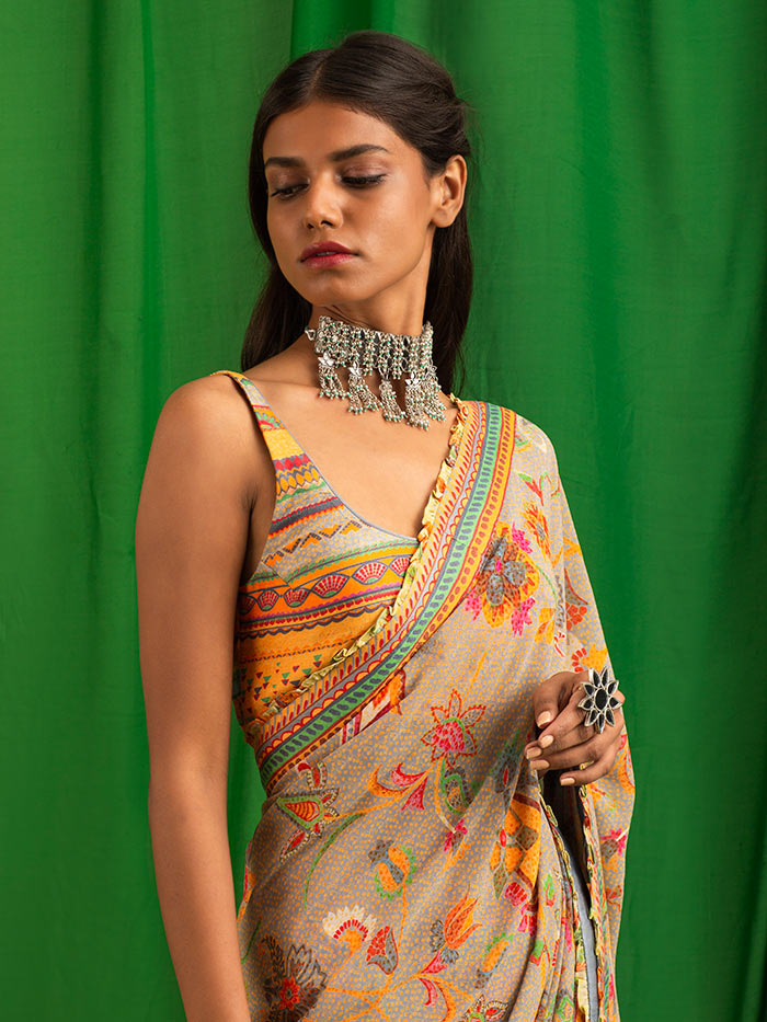 Kairi Dove Grey Paisley print Saree