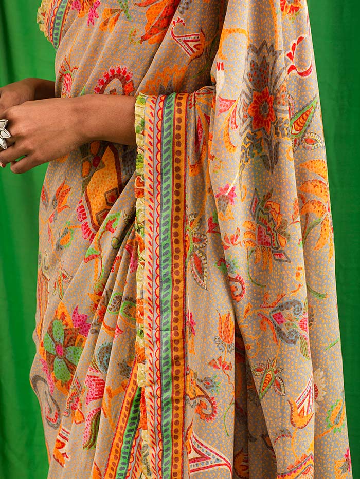 Kairi Dove Grey Paisley print Saree