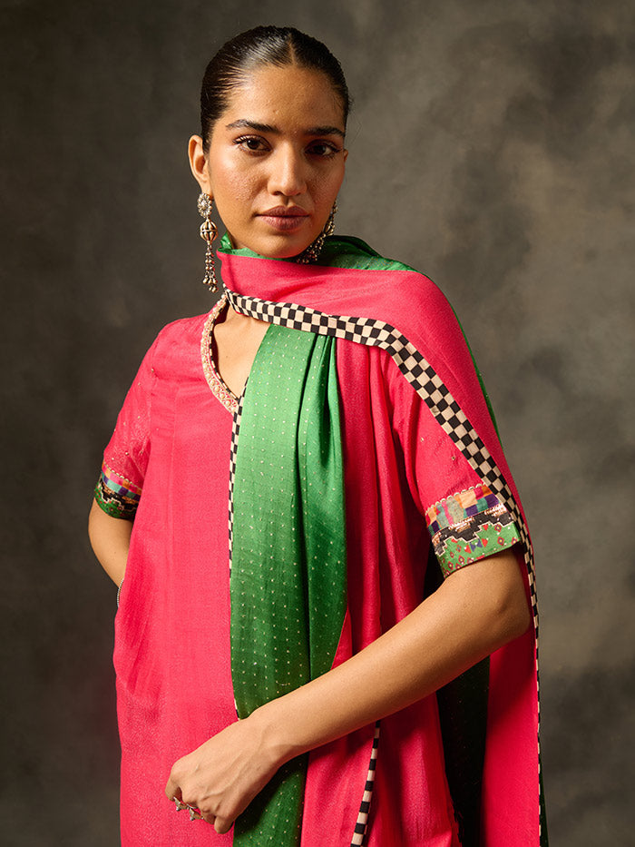 Savi Kurta Set with Dupatta - Pink
