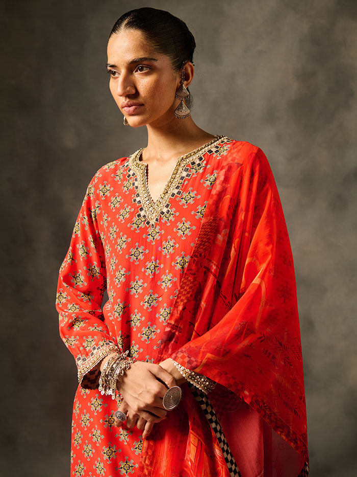 Sila Kurta Set with Dupatta - Red