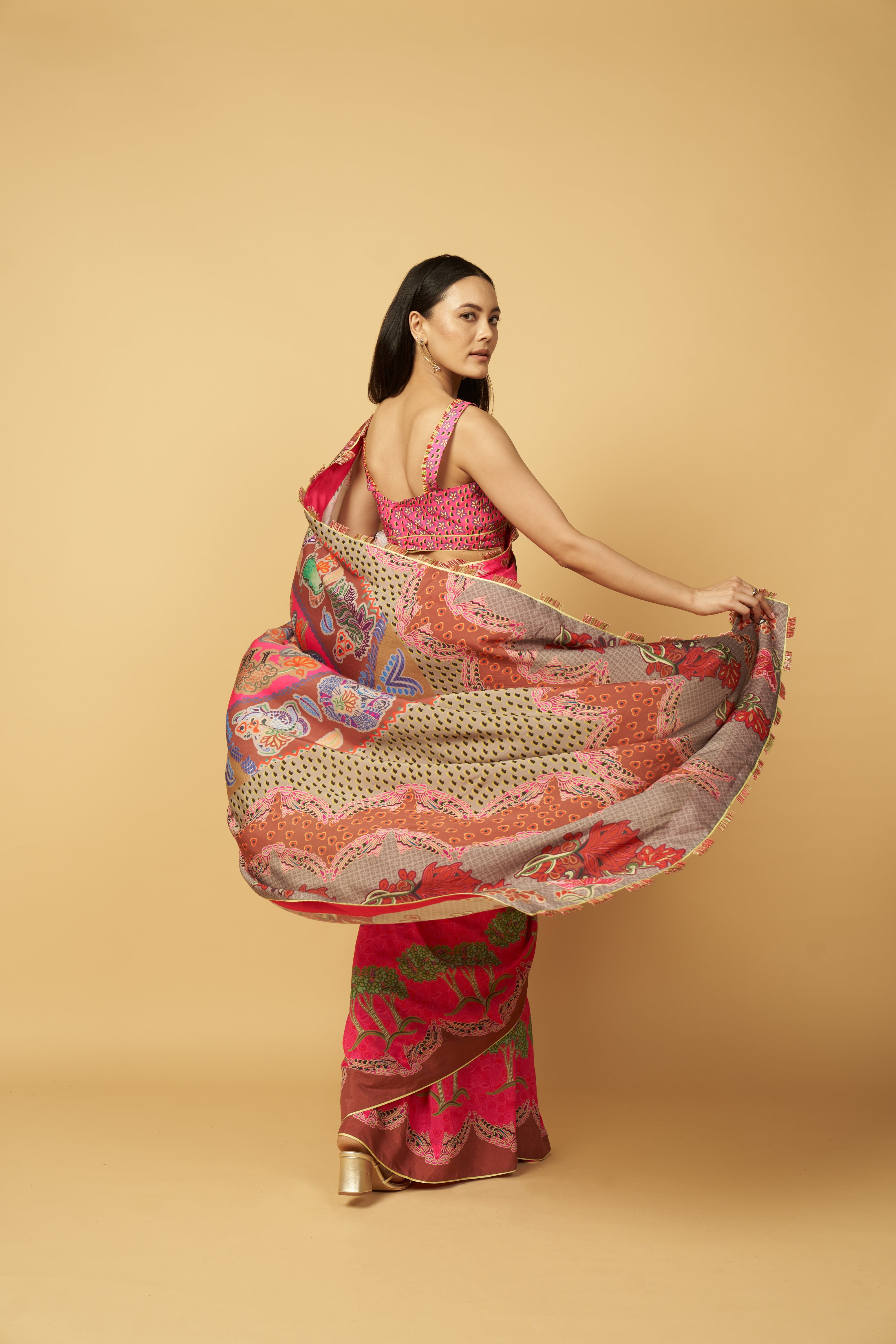 Stoneveil Saree - Pink