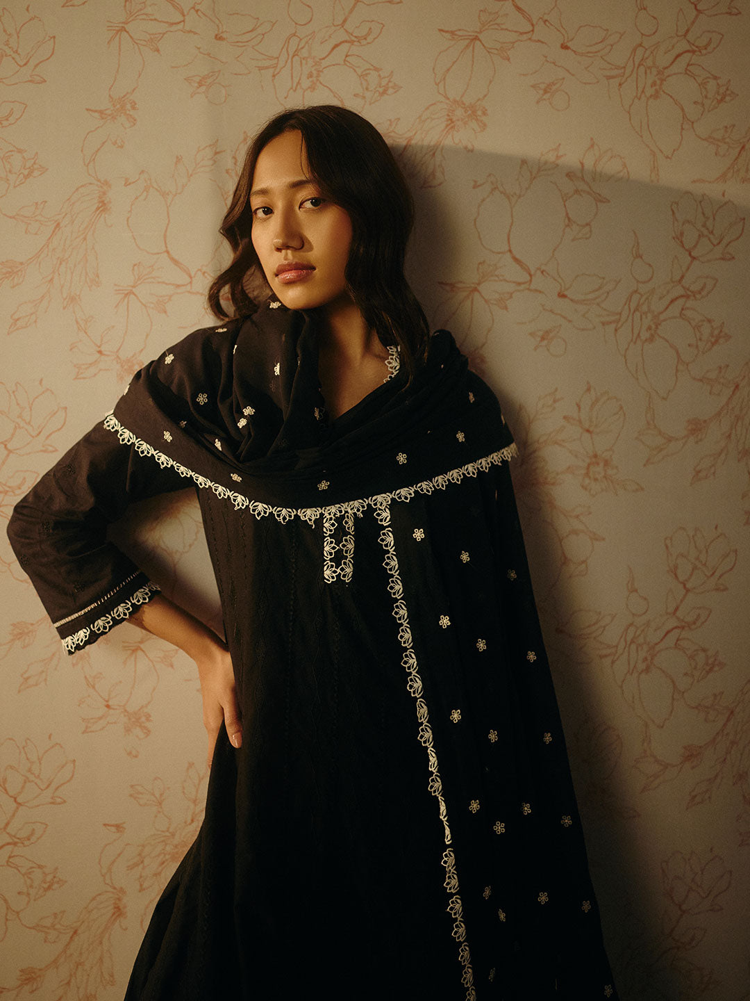 Nairiti Kurta Set - Black