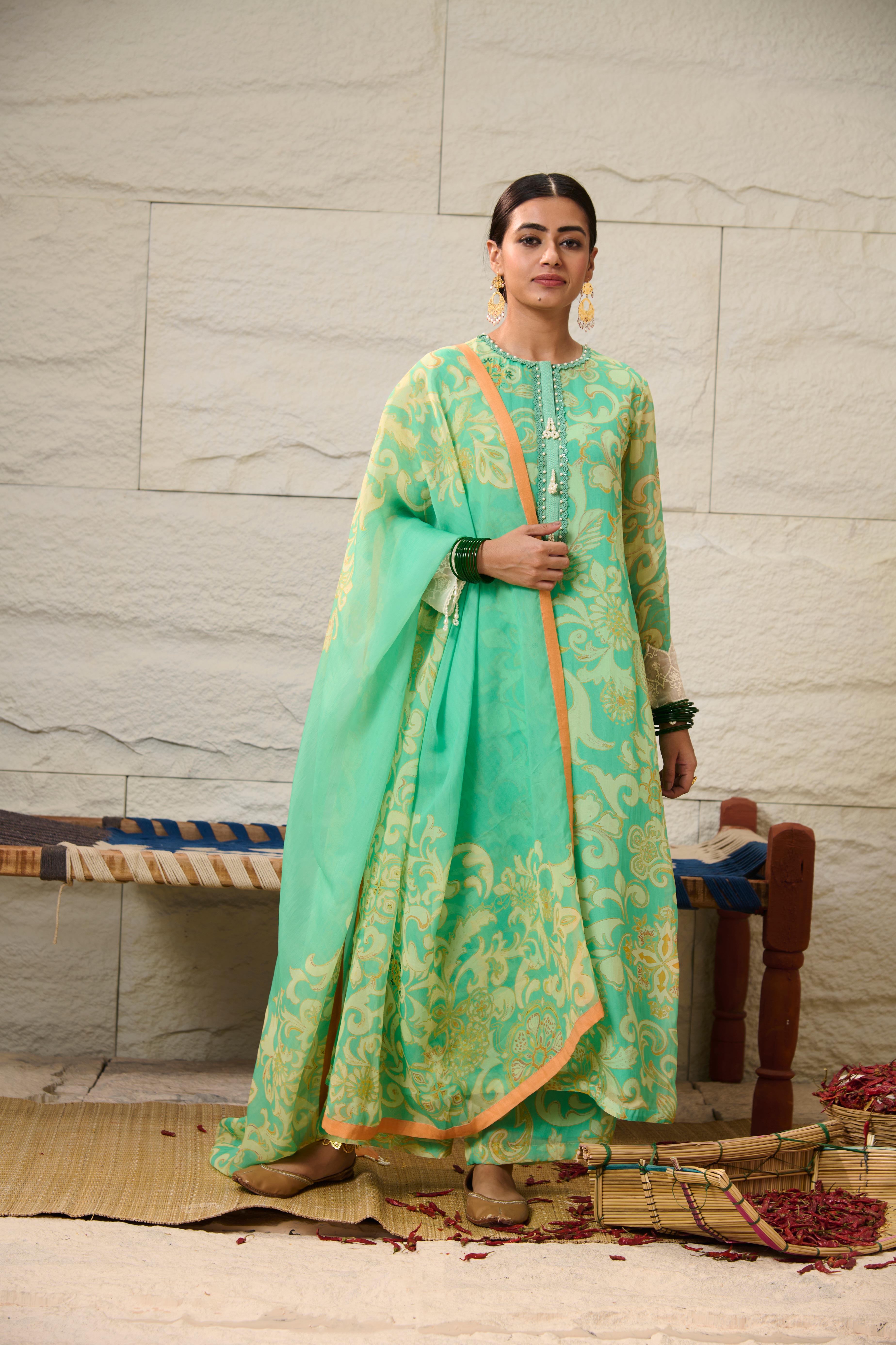 Nira Kurta Set with Dupatta - Green