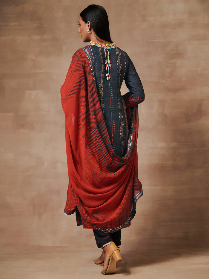 Shanao Black Red Kurta Set with Dupatta