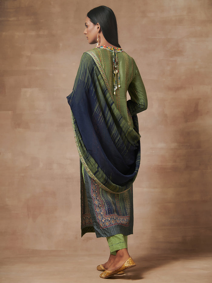 Shanao Green Kurta Set with Dupatta