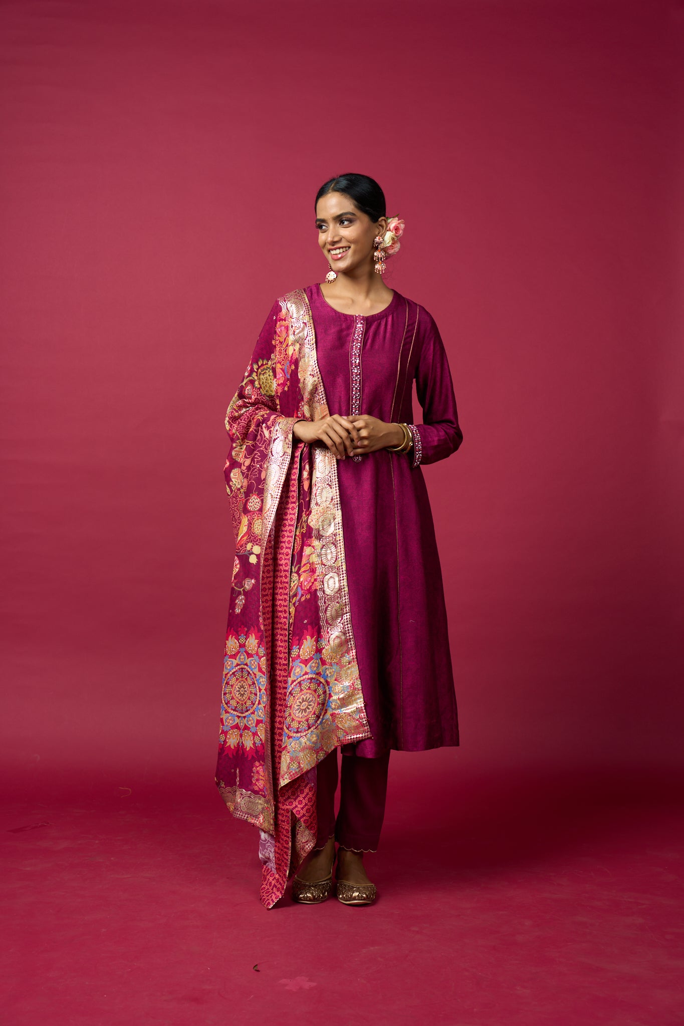 Nayan Kurta Set with Dupatta - Wine
